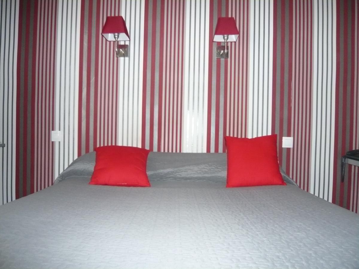 Hotel - Restaurant Saint Jacques บลัวส์ ภายนอก รูปภาพ