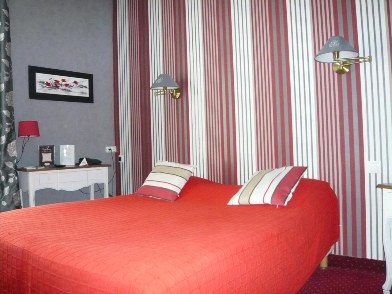 Hotel - Restaurant Saint Jacques บลัวส์ ภายนอก รูปภาพ