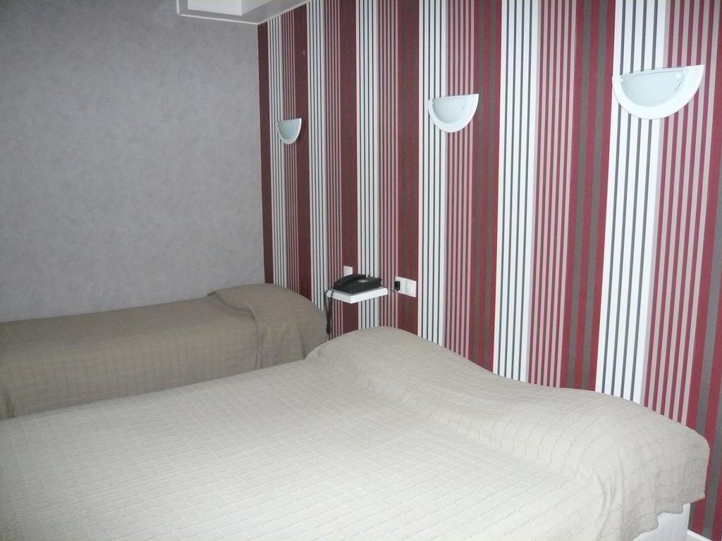 Hotel - Restaurant Saint Jacques บลัวส์ ภายนอก รูปภาพ