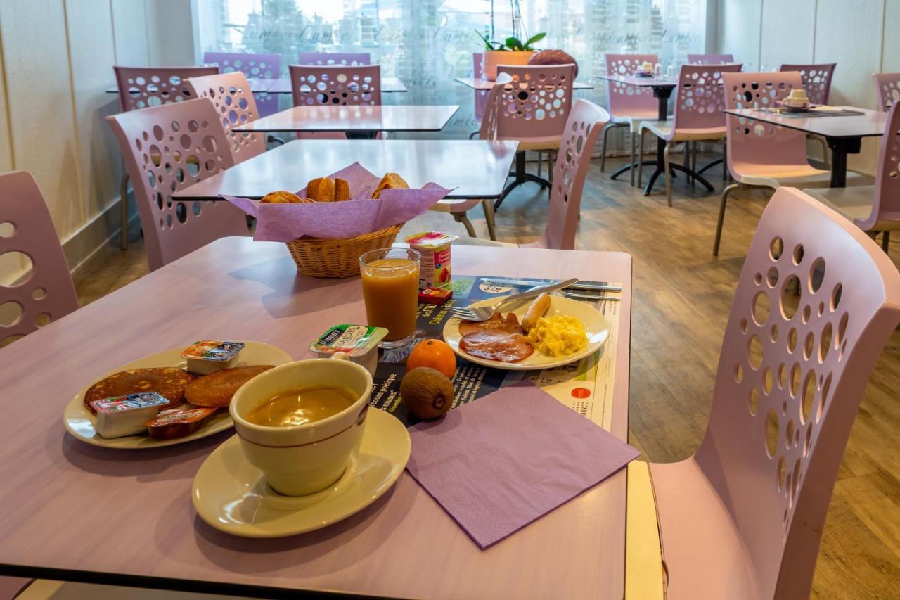Hotel - Restaurant Saint Jacques บลัวส์ ภายนอก รูปภาพ